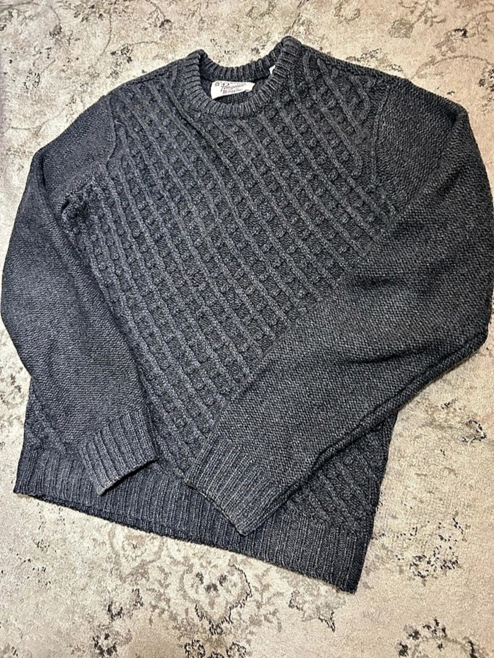 Pendleton Knit Sweater in Gray Like New